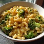 Autumn Mac & Cheese with Broccoli