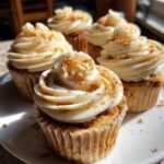 Golden Swirl Cinnamon Roll Cupcakes