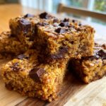 Healthy Peanut Butter Chunk Oatmeal Bars