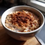 Slow Cooker Gingerbread Oatmeal