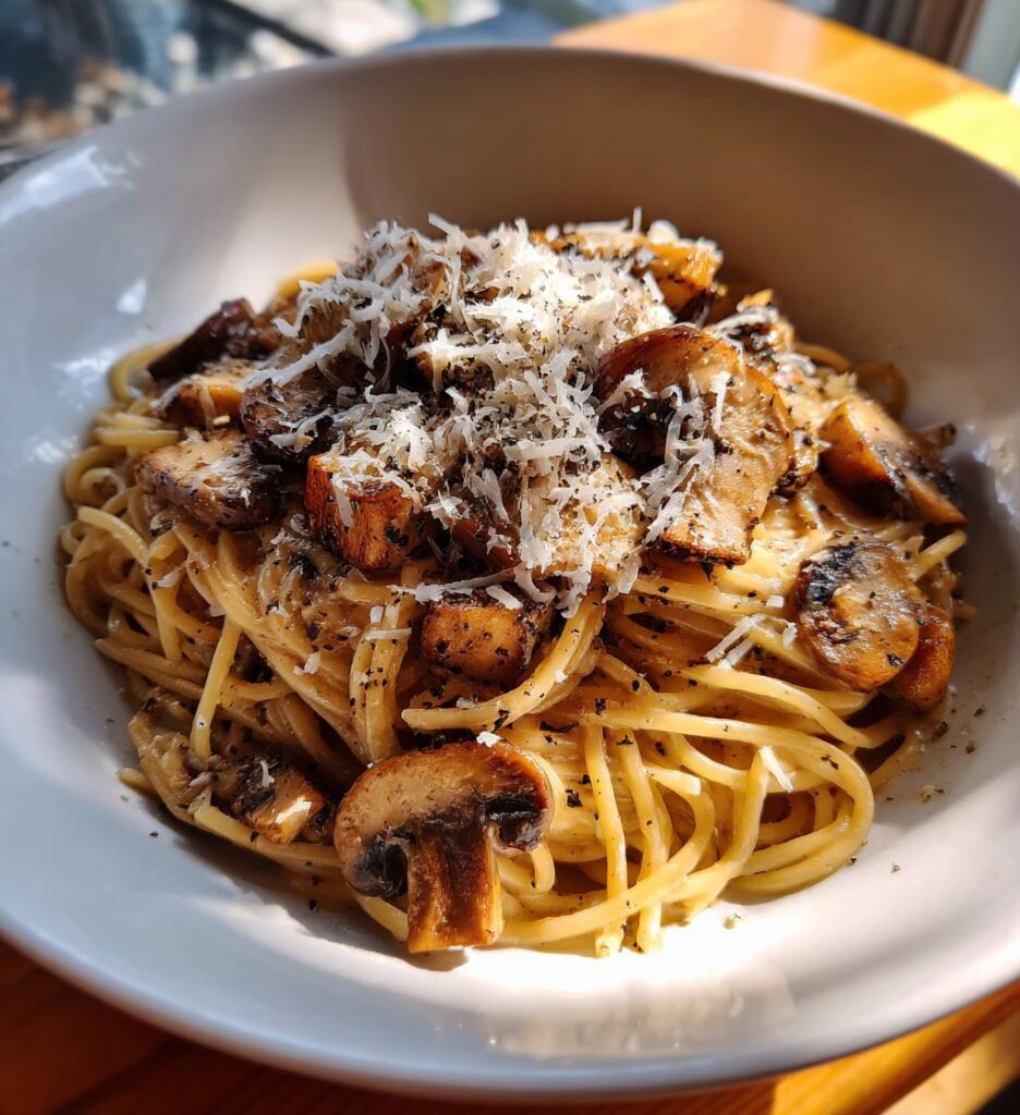 Creamy Mushroom Spaghetti