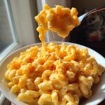 Slow Cooker Mac and Cheese