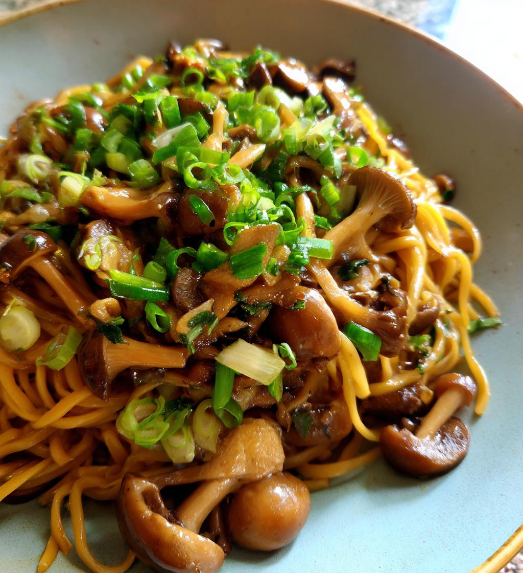 Enoki Mushrooms Garlic Sauce - detail 1