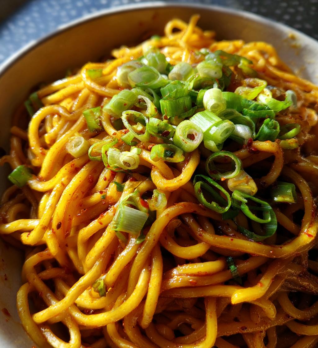 Garlic Chili Oil Noodles - detail 1