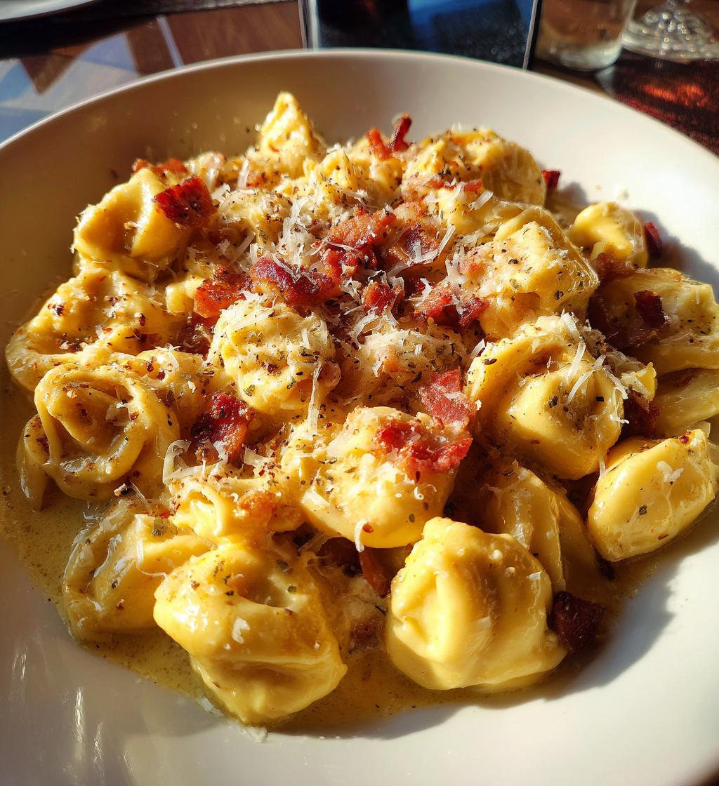 Tortellini Carbonara - detail 1