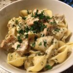 Creamy Garlic Chicken Shells