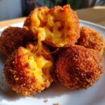 Fried Mac Cheese Balls