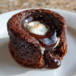 Mini Chocolate Cakes with Marshmallow Filling