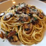 Mushroom and Garlic Spaghetti