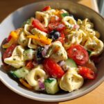 Simple Cold Tortellini Pasta Salad